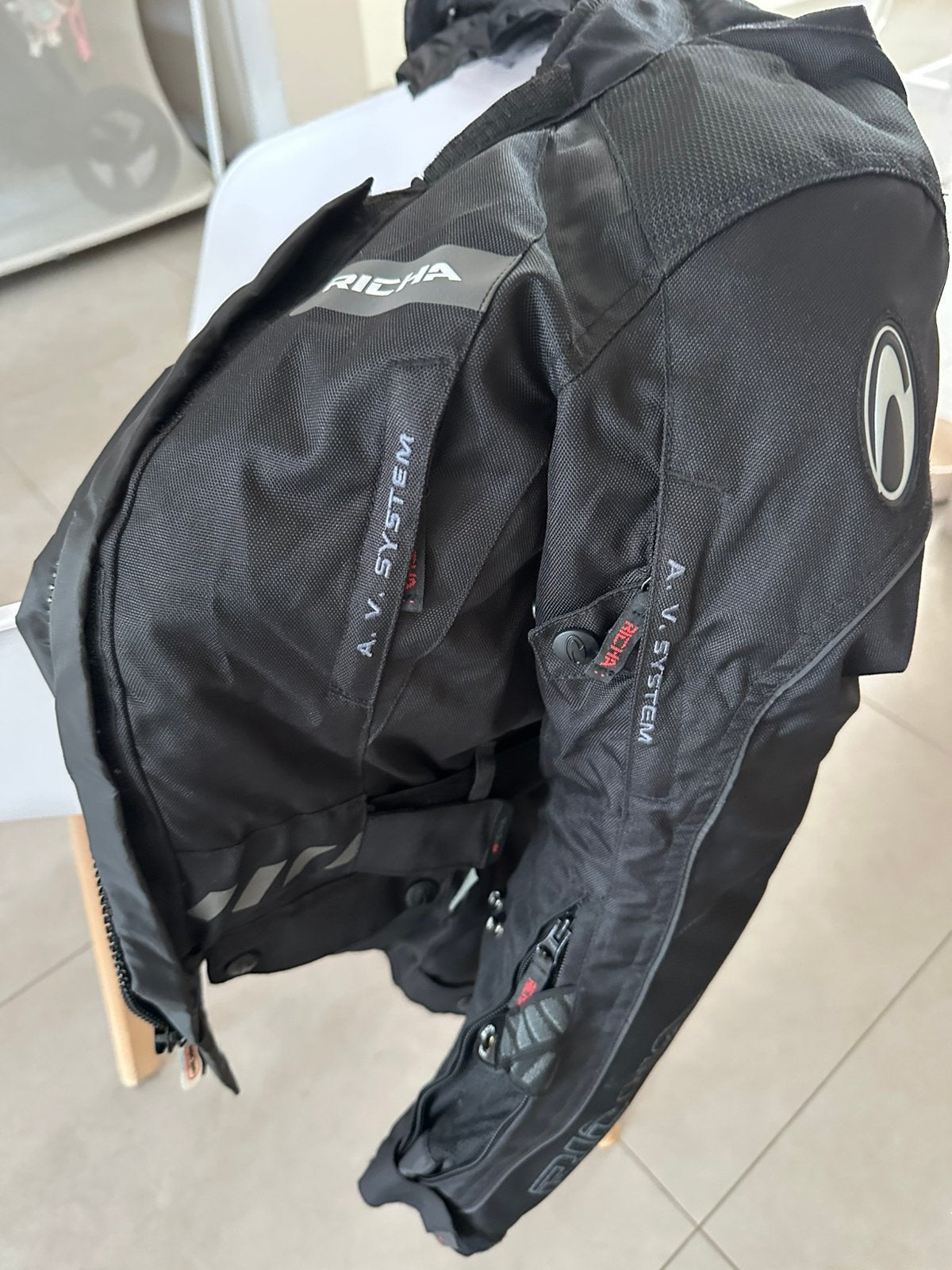 Damesmotorjas RICHA maat xs met extra binnenkleding, Fietsen en Brommers, Ophalen, Zo goed als nieuw, Handschoenen