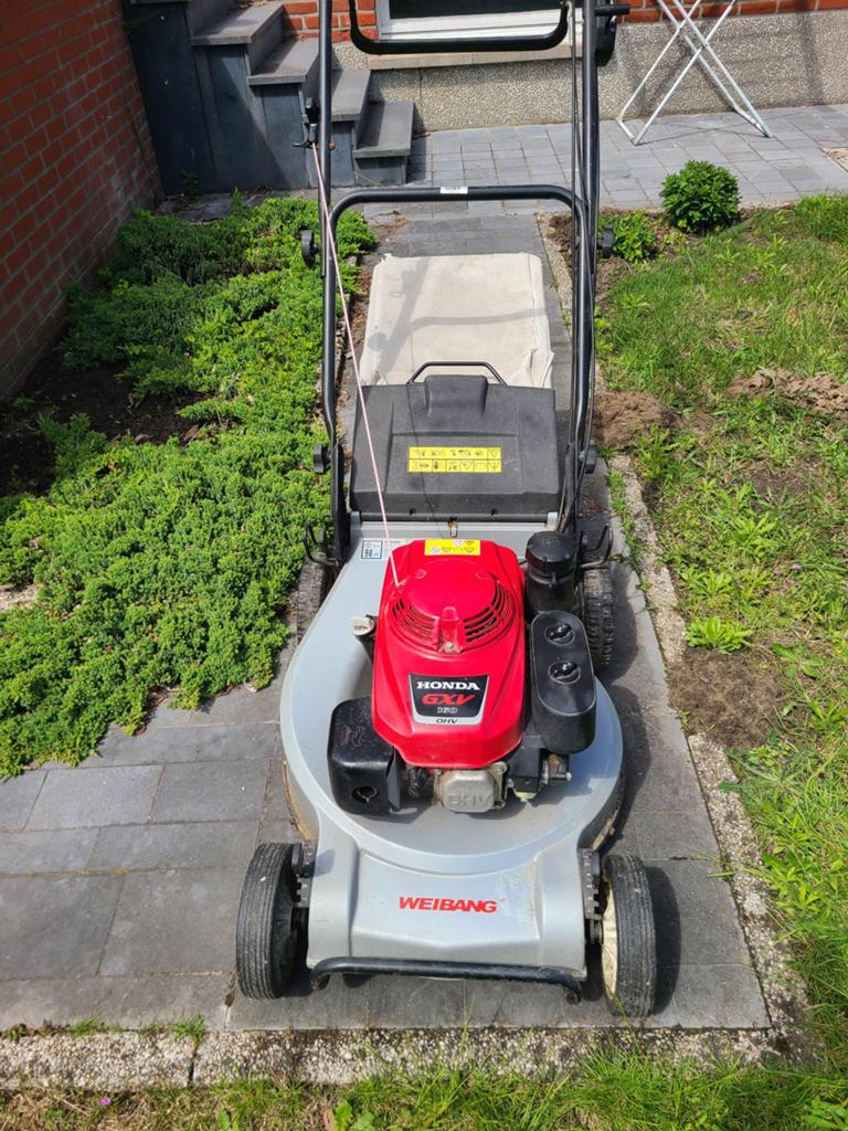 Grasmaaier weibang/Honda GXV160, Ophalen, Zo goed als nieuw