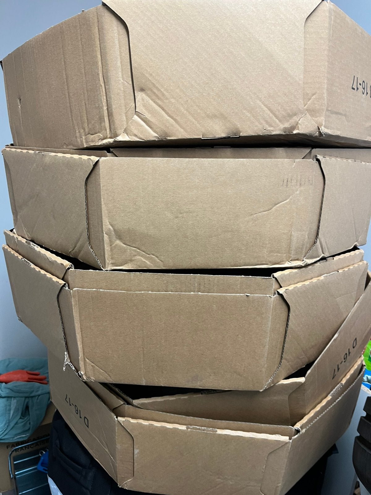 Cartons pour roues 18 pouces ou moins, Enlèvement, Comme neuf