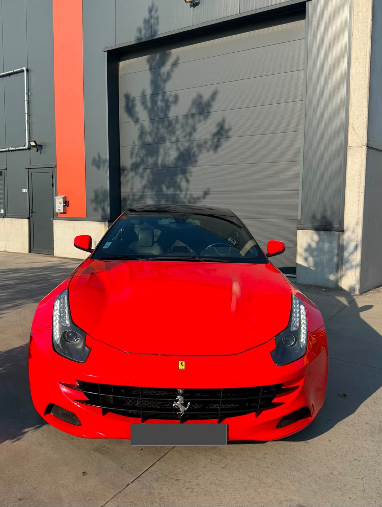 Ferrari FF 6.3 V12 – 2012 – Full Options – Topstaat, Auto's, Zwart, Alcantara, Bedrijf, Achteruitrijcamera