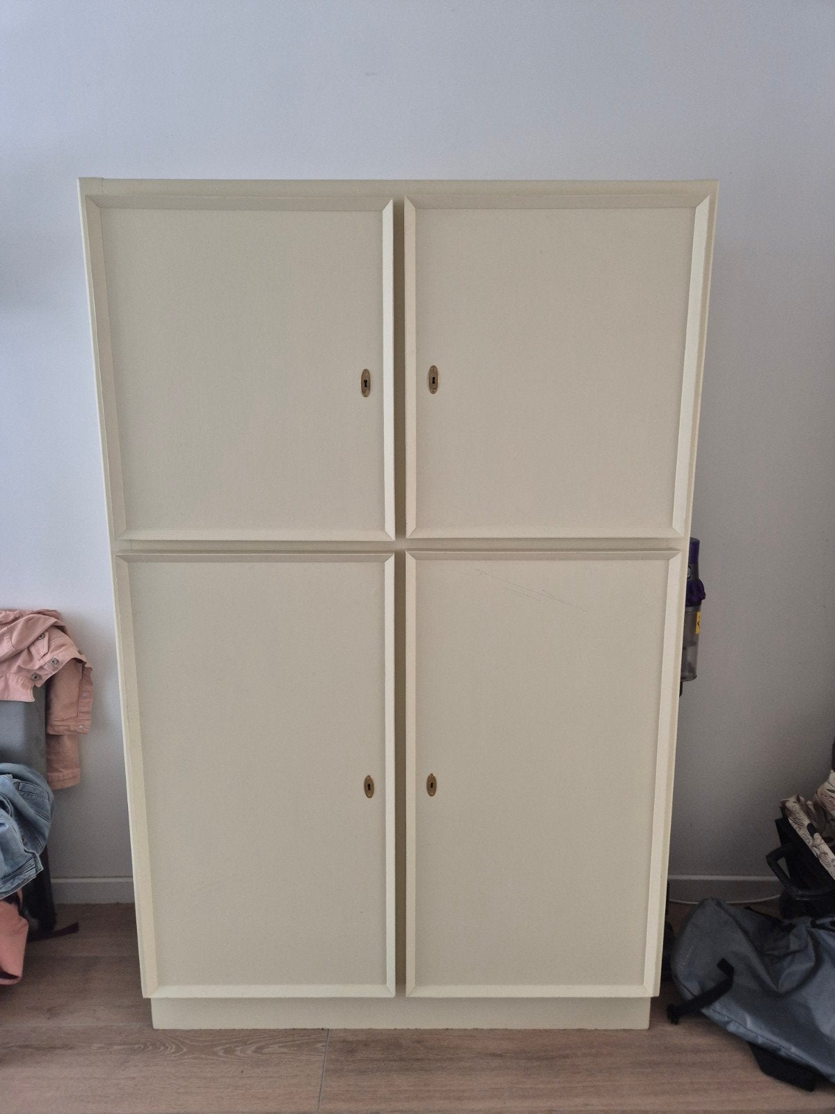 Vintige KAST, Ophalen