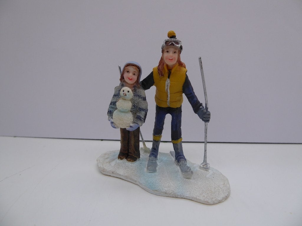Luville Objet Joselle et Liessie dans la neige 603863, Enlèvement ou Envoi, Comme neuf