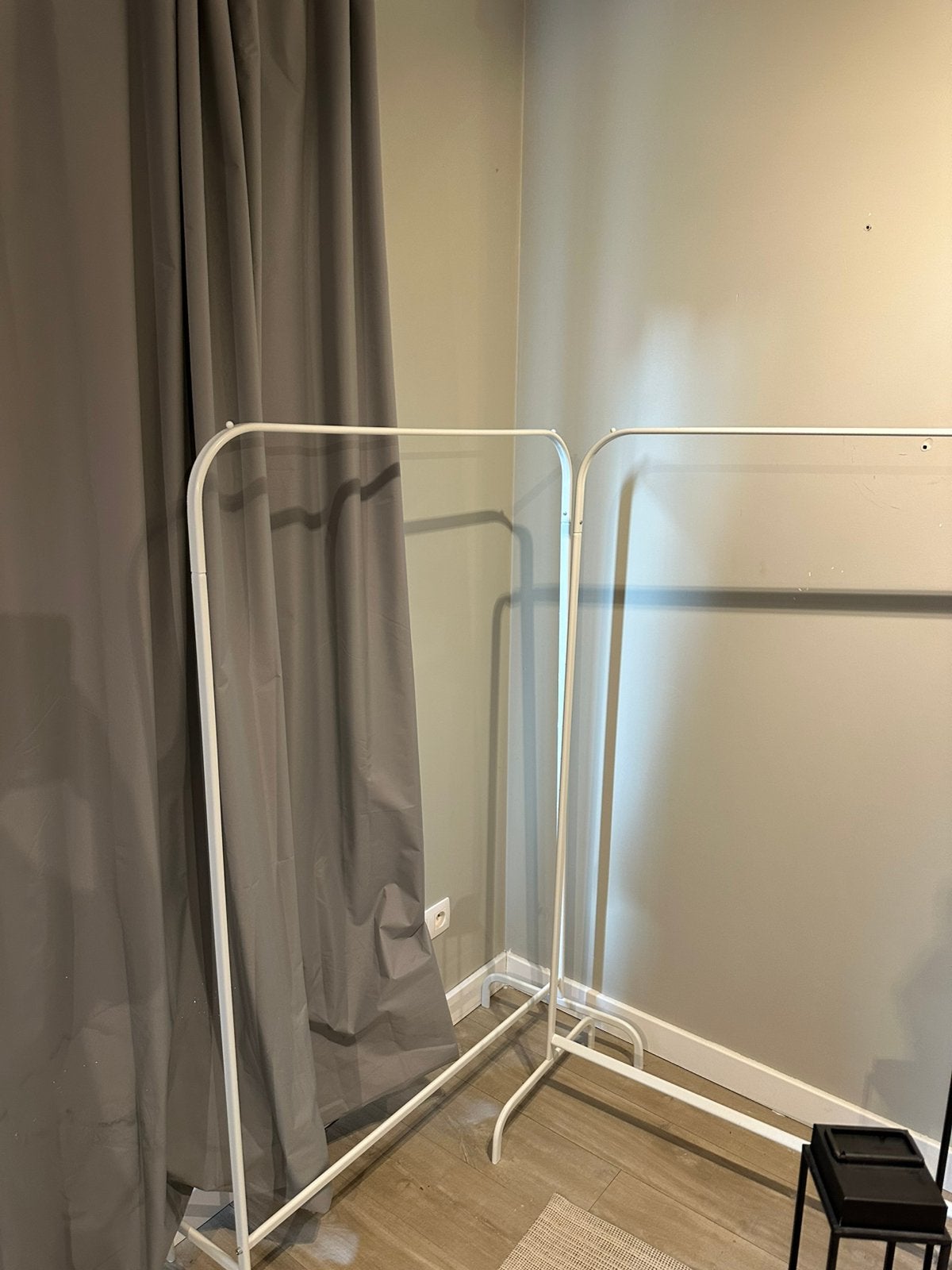 7 Ikea kledingrekken te koop, Ophalen, Zo goed als nieuw