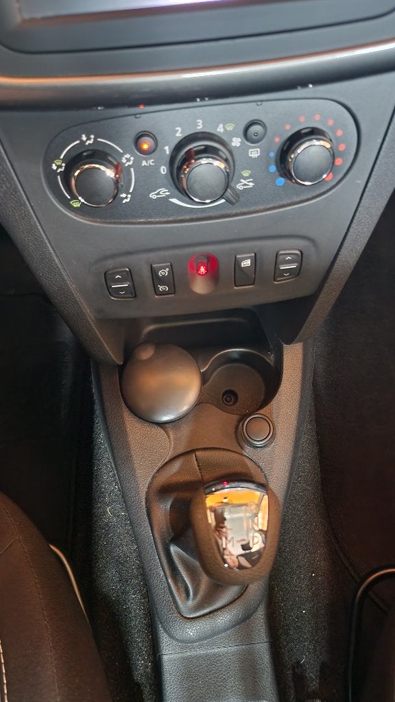 Dacia te koop wegens overlijden, Automaat, Stof, Particulier, SUV of Terreinwagen