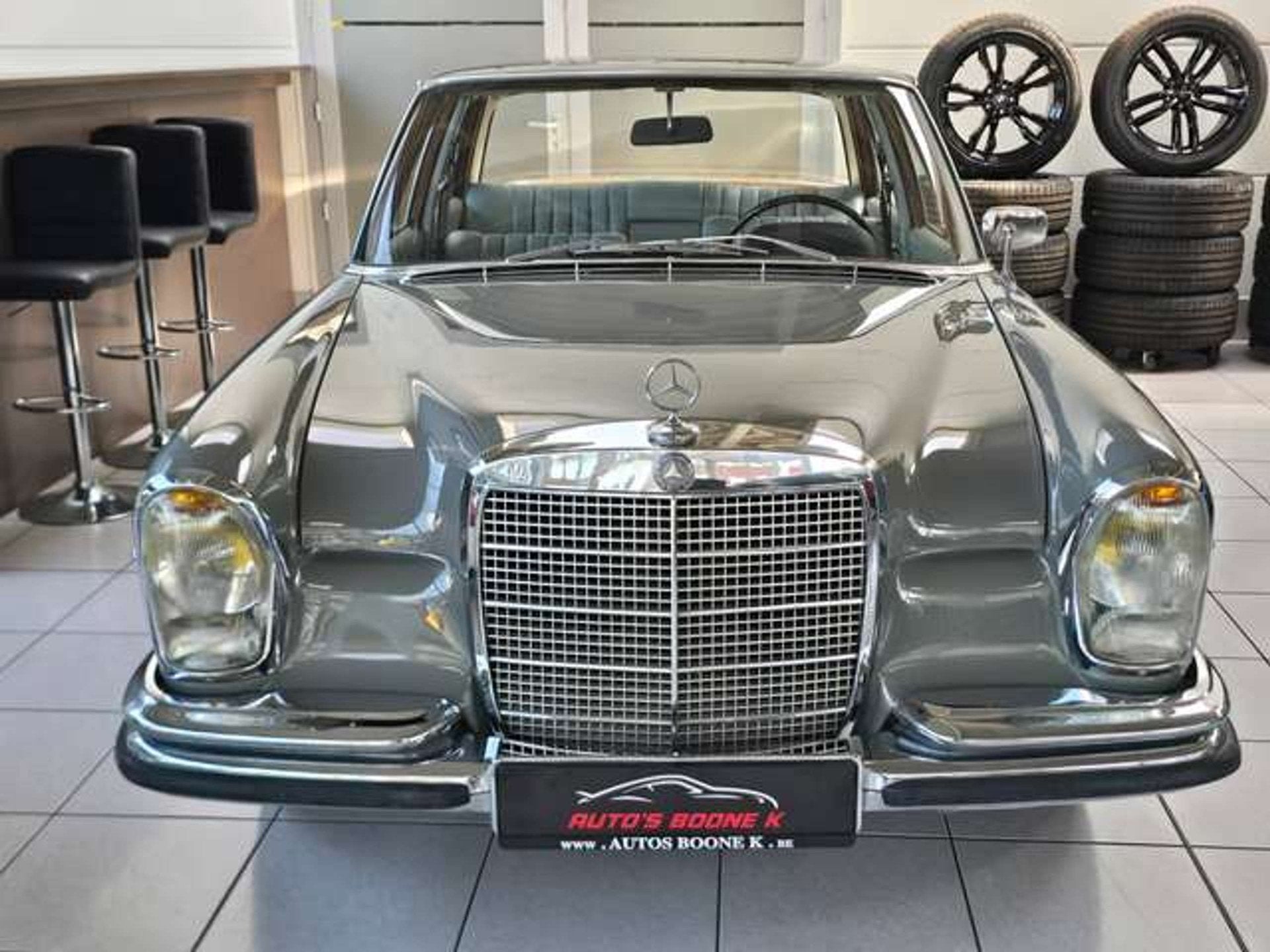 Mercedes-Benz 280 S / Oltimer 1969' / 6 Cilinder, Auto's, 4 deurs, Gebruikt, Euro 6, Bedrijf