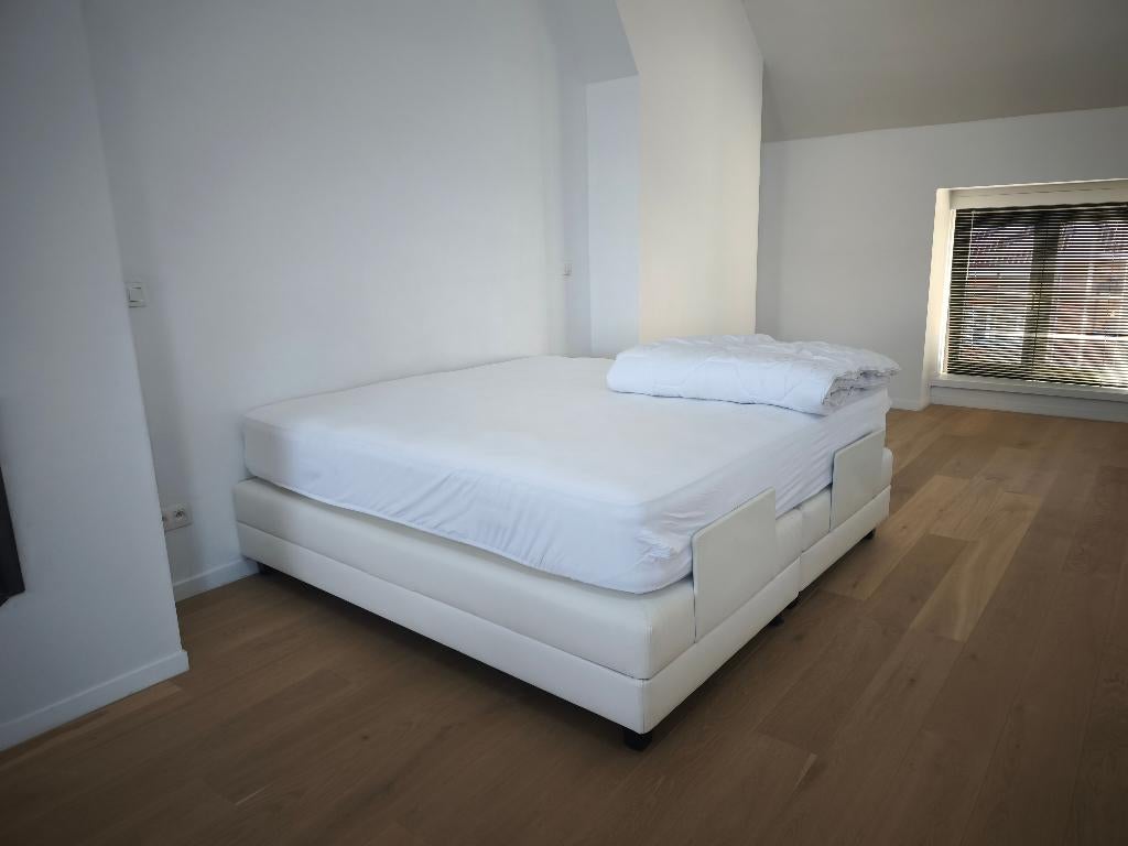 Kingside bed, Huis en Inrichting, Ophalen of Verzenden, Zo goed als nieuw