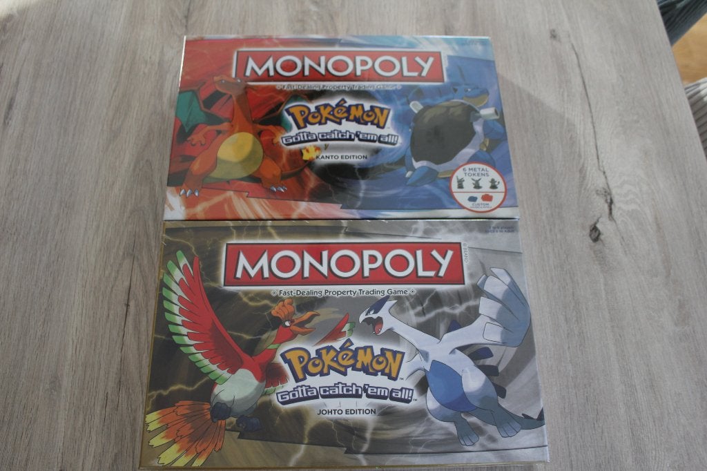 Pokemon Monopoly Joto en Kanto (nieuw in seal), Hobby en Vrije tijd, Vijf spelers of meer, Ophalen of Verzenden, Nieuw, HASBRO