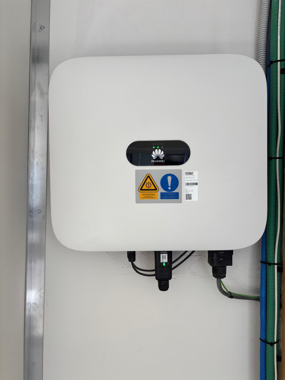 Omvormer zonnepanelen Huawei, Ophalen, Zo goed als nieuw