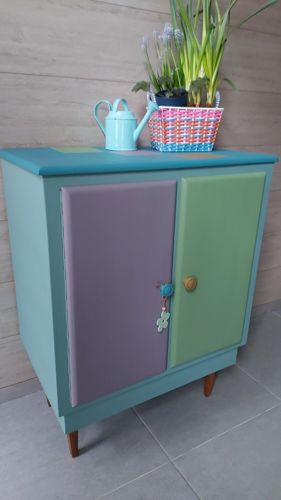 Vintage kast, Kinderen en Baby's, Kinderkamer | Commodes en Kasten, Ophalen, Kast, 105 cm of meer, Zo goed als nieuw
