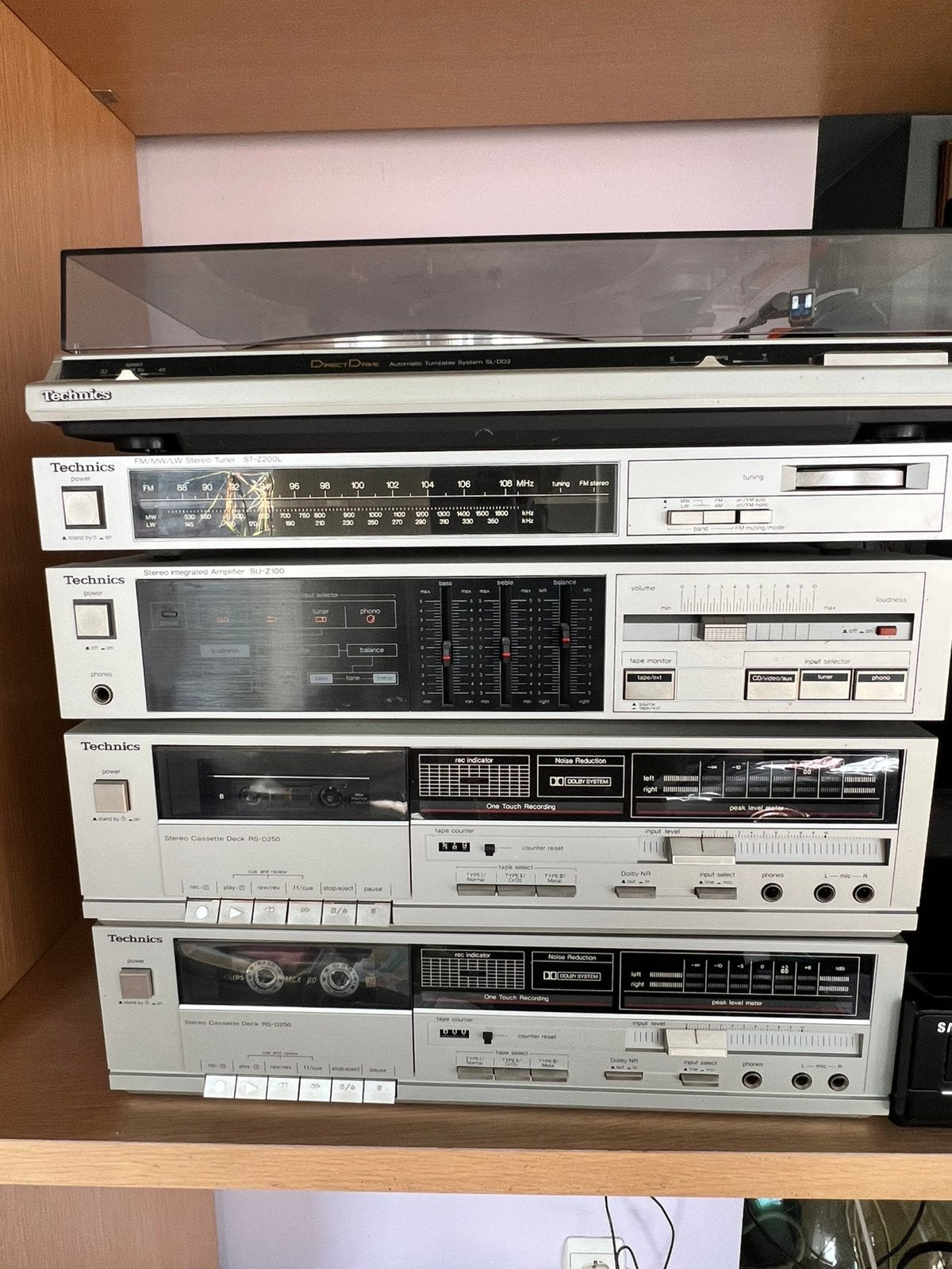 Techniques de chaînes stéréotypées, TV, Hi-fi & Vidéo, Enlèvement, Comme neuf