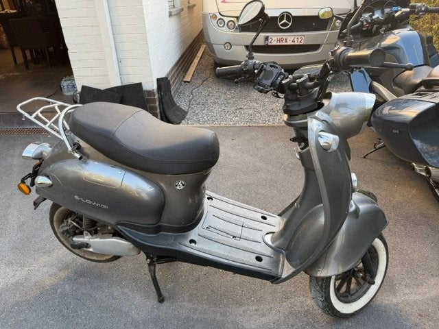 E-Lowigi Elektrische Scooter b Klasse !, Elektrisch, Nieuw, Klasse B (45 km/u), Ophalen