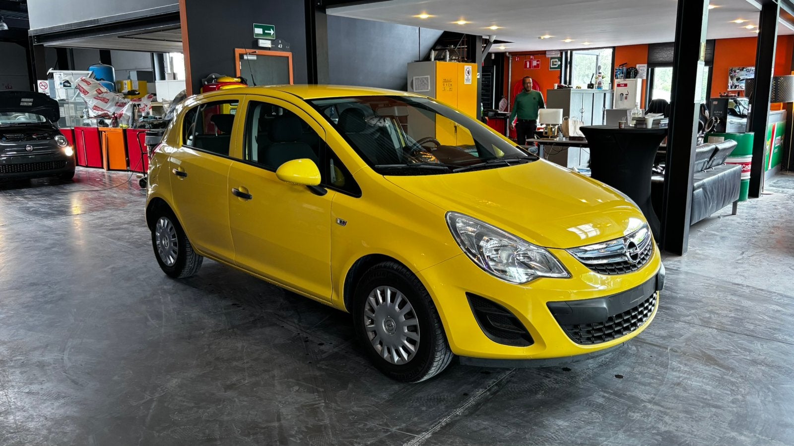 Opel Corsa Automatique / 12 MOIS DE GARANTIE, Euro 5, Stof, Zwart, Geel
