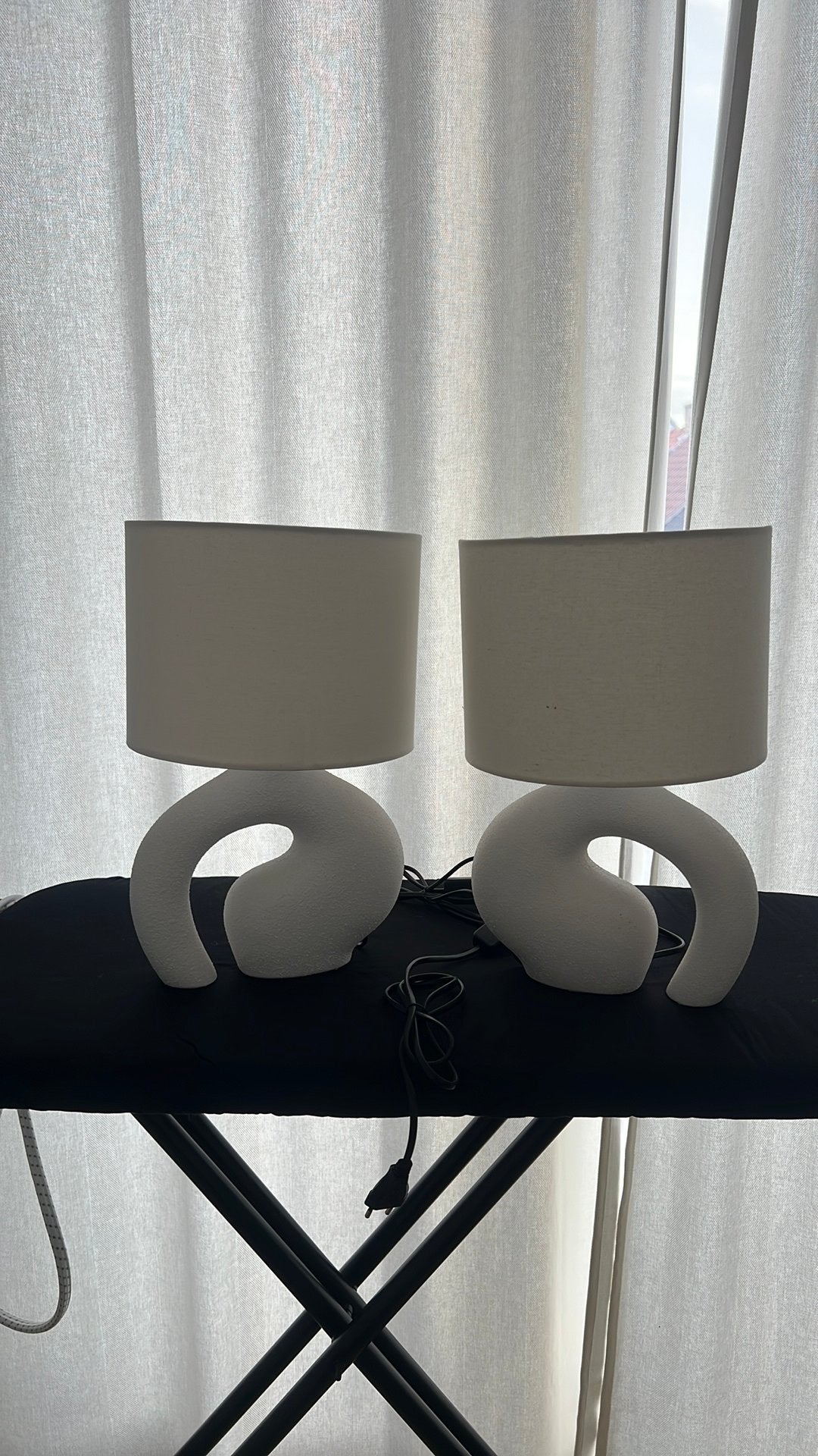 2x Kwantum nachtlampen beige, Enlèvement, Comme neuf, Beige