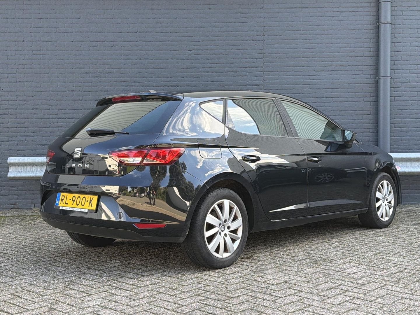 Seat Leon 1.2 TSI Reference, Auto's, Zwart, Leon, Zwart, Bedrijf