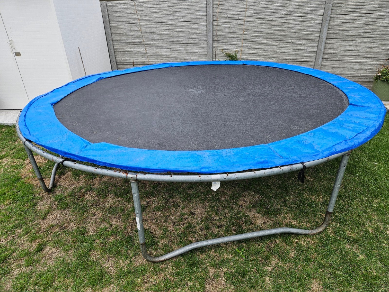 Trampoline 366 cm (sans filet), Enfants & Bébés, Jouets | Extérieur | Trampolines, Enlèvement