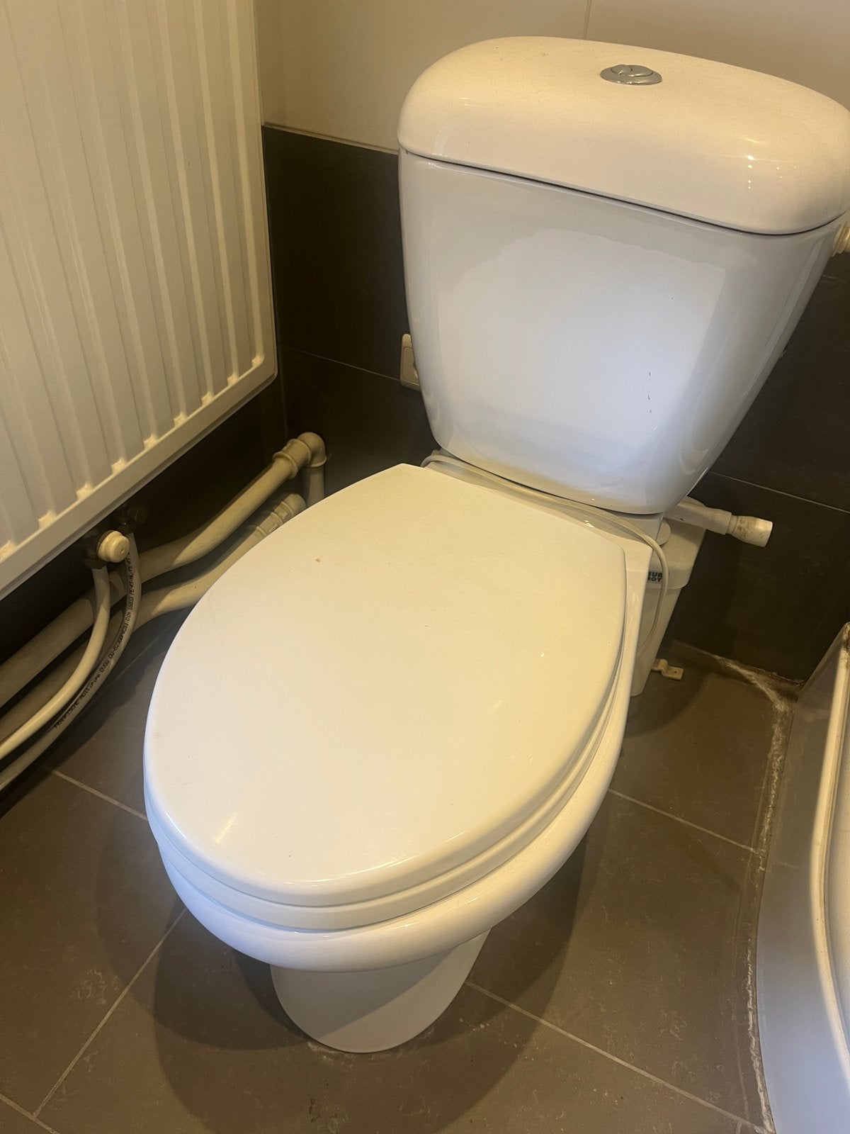 Toilet compleet, Ophalen, Zo goed als nieuw, Toilet