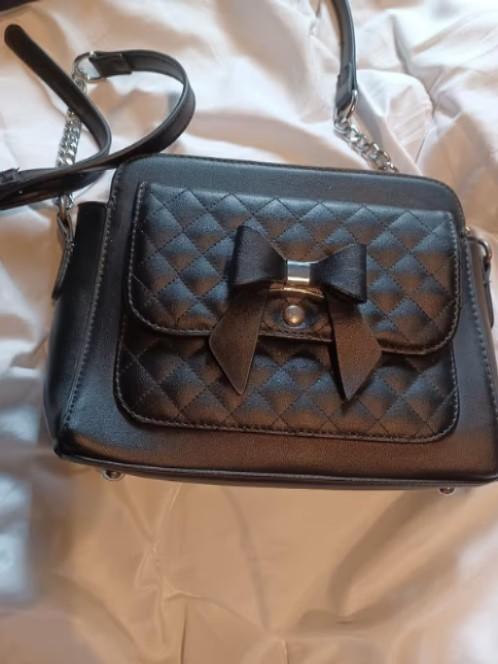 un sac a main en état neuf, Kinderen en Baby's, Kinderkleding | Schoenen en Sokken, Ophalen of Verzenden