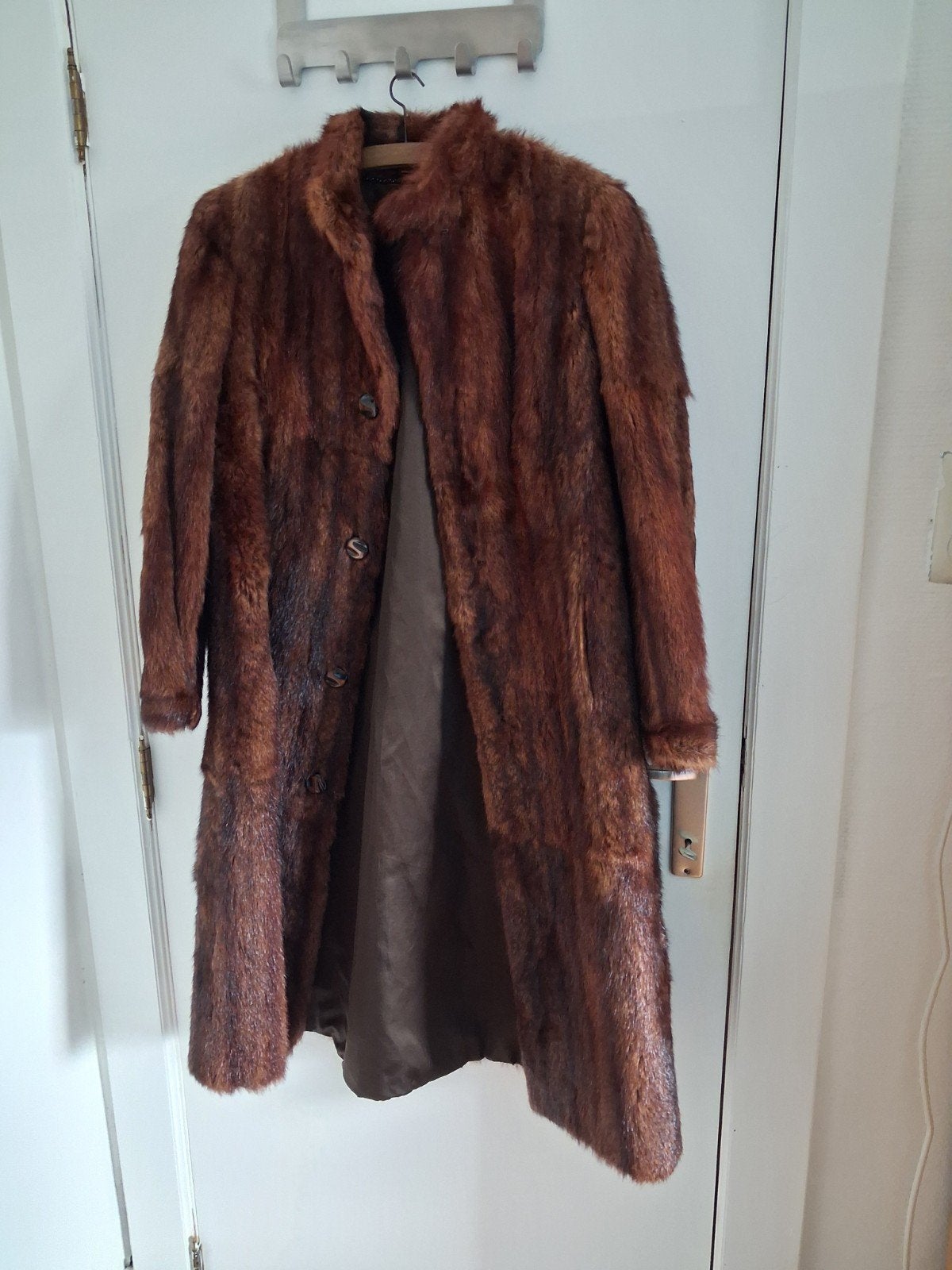 Manteau long en fourrure véritable taille 38 parfait état, Vêtements | Femmes, Enlèvement, Brun