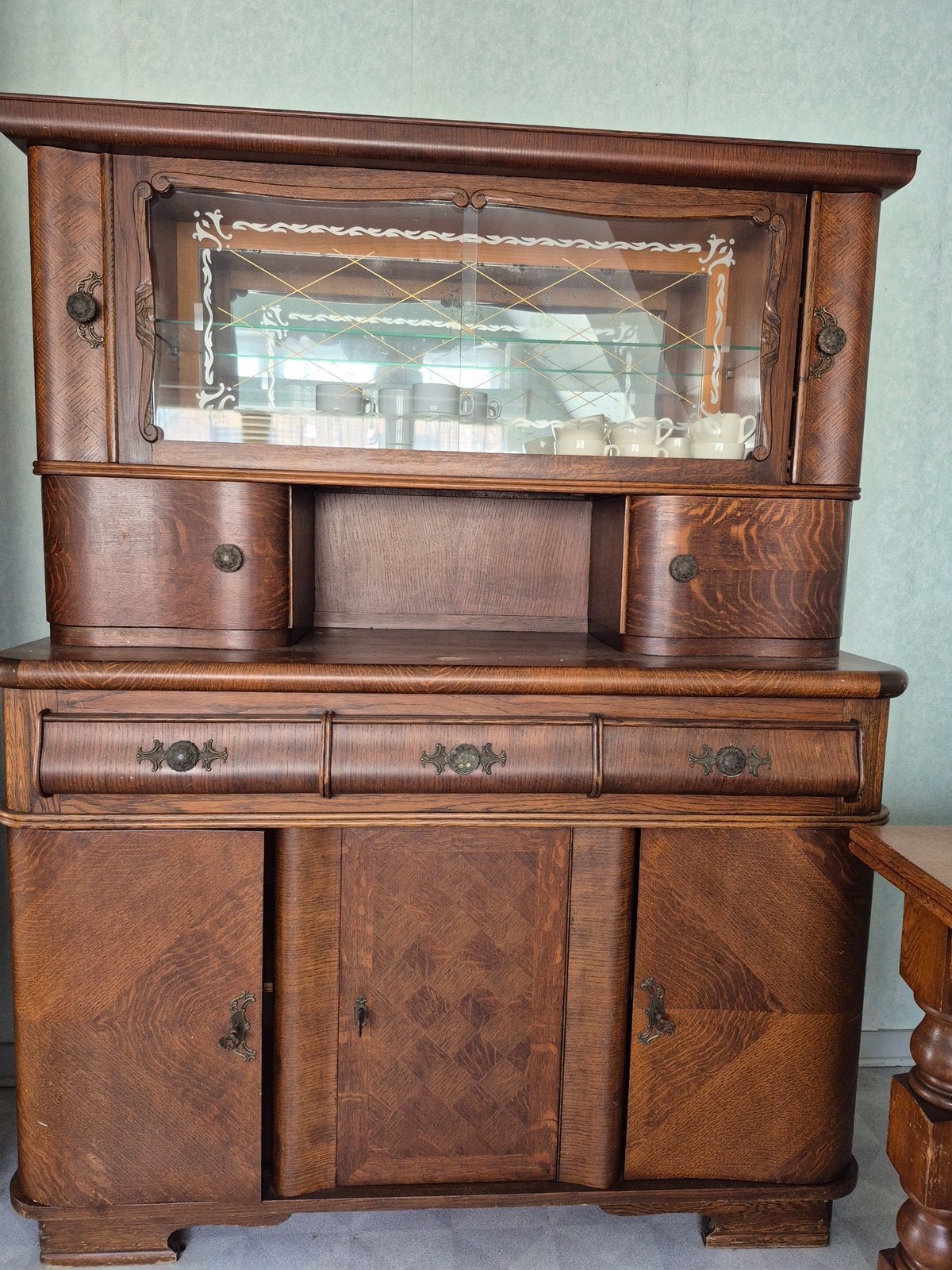 Belle armoire rétro, Enlèvement