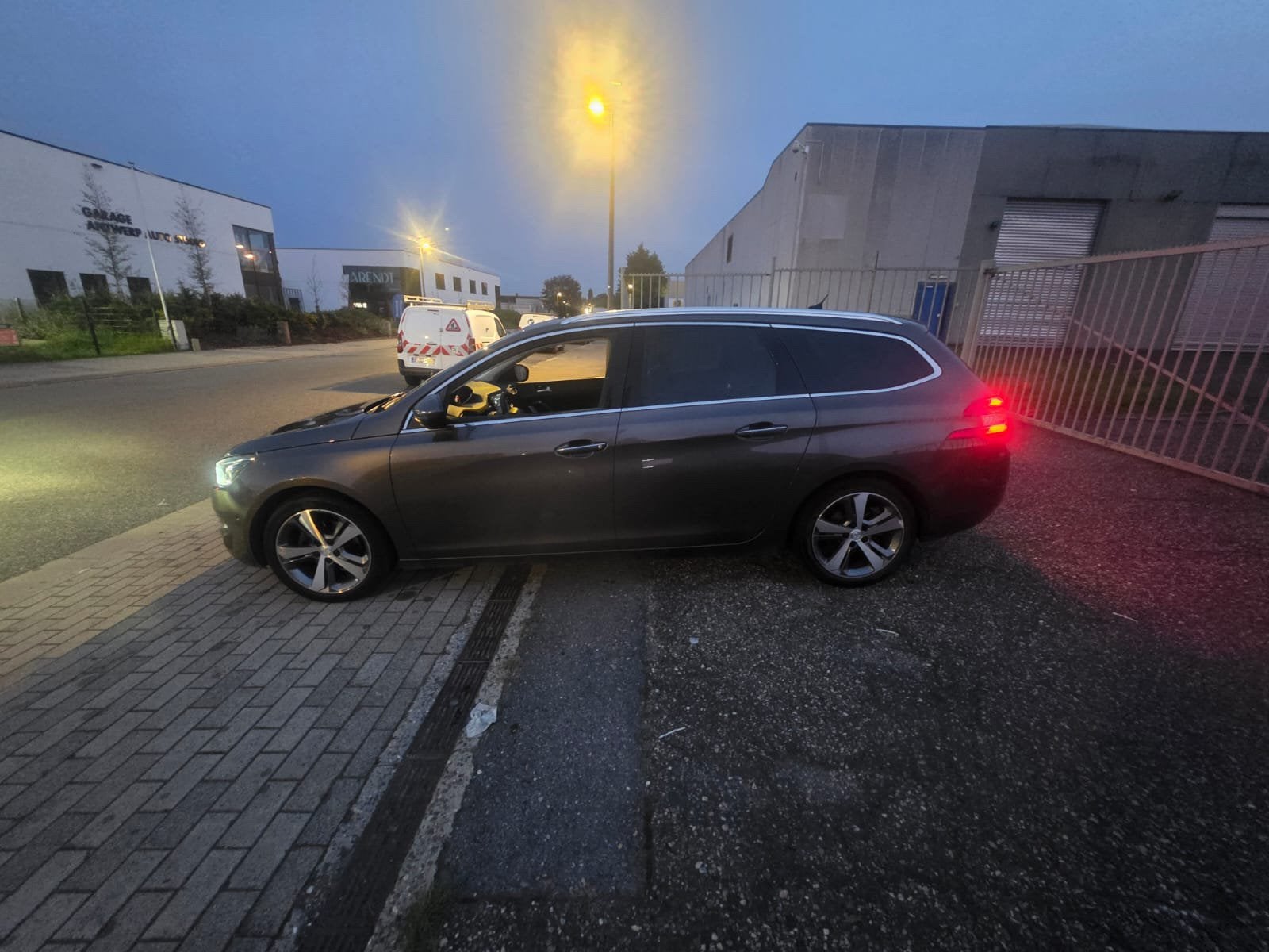 Peugeot 308 break 1.2 benzine in goede staat, Cuir, Achat, Euro 6, Boîte manuelle