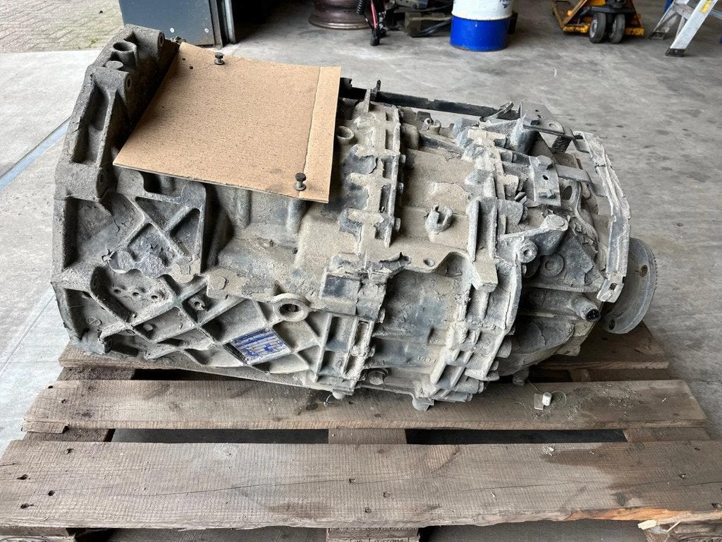 ZF versnellingsbak 12AS2130 TD 16.86-1.00, Gebruikt, Overige merken, Transmissie en Accessoires