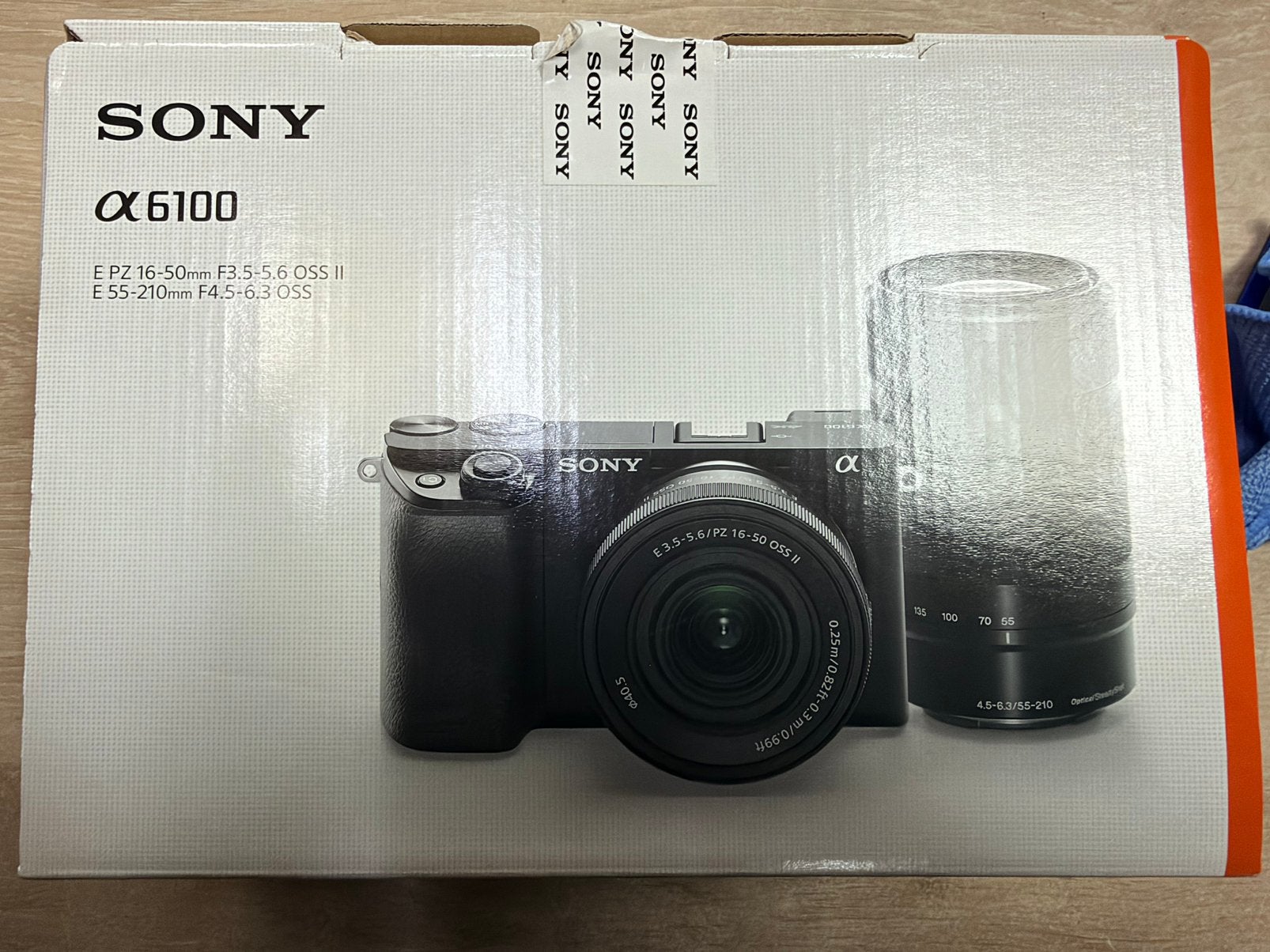 Sony A6100 + objectif Tamron, TV, Hi-fi & Vidéo, Bluetooth, Batterie, Comme neuf, Enlèvement
