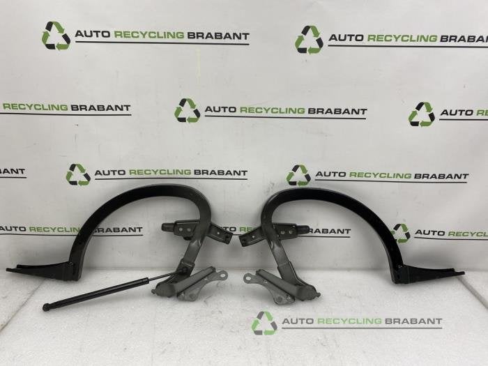Charnière hayon d'un Audi A6, Autos : Pièces & Accessoires, -, 3 mois de garantie, Utilisé, -