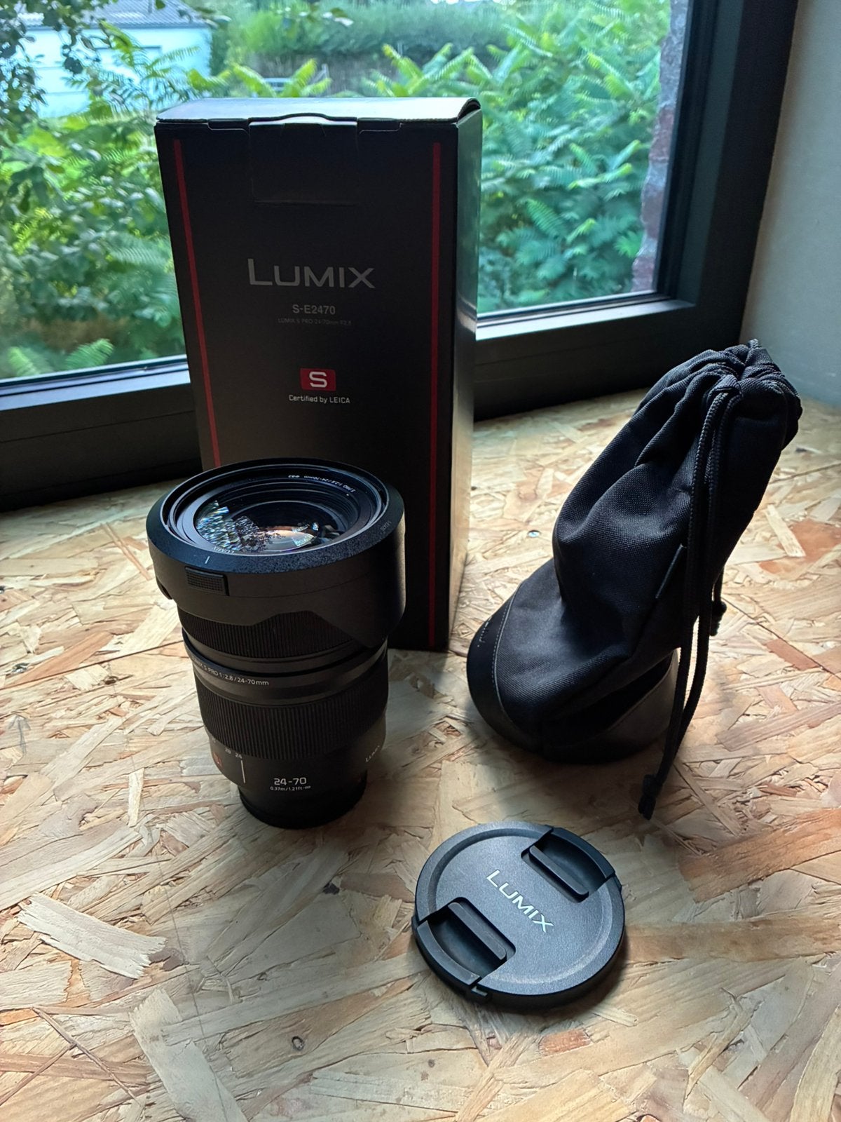 Panasonic Lumix S Pro 24-70mm 2.8, Monture Leica M, Comme neuf, Enlèvement, Zoom