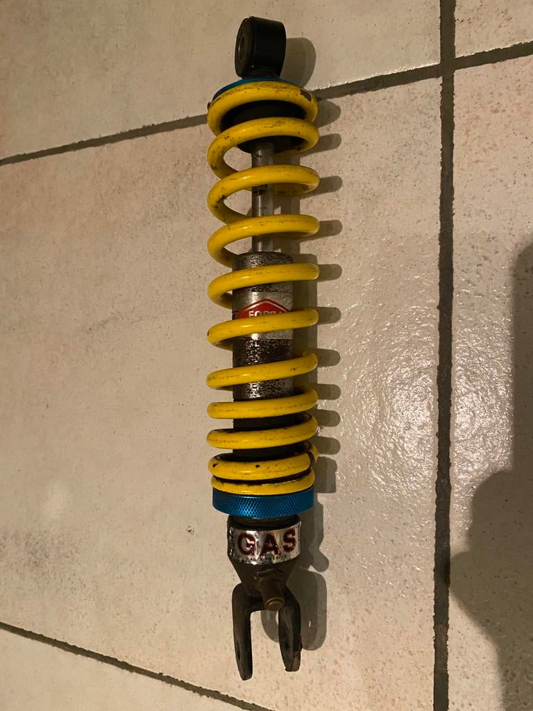 Gasdruk vering honda wallaroo, Fietsen en Brommers, Ophalen