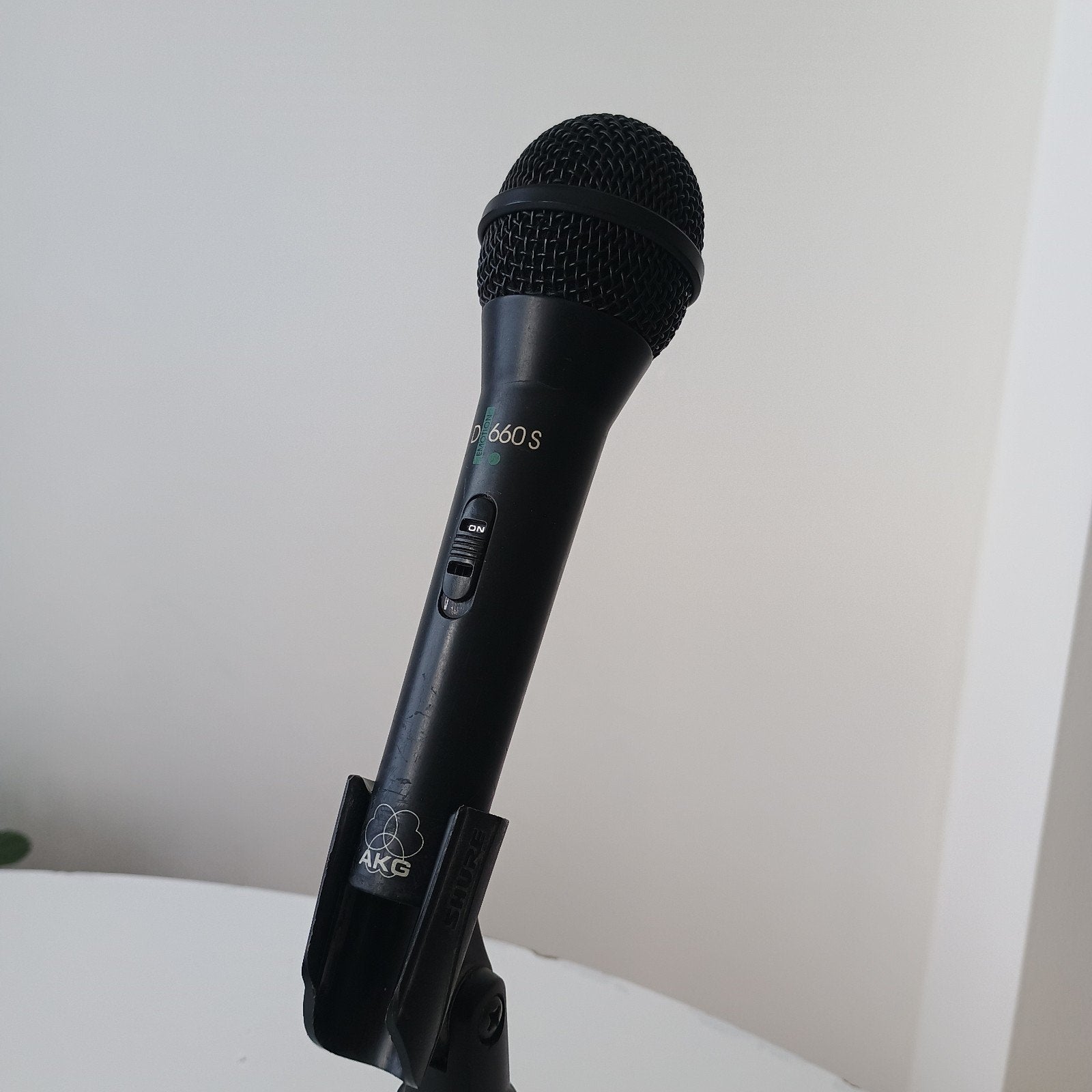 AKG D660s microfoon, Musique & Instruments, Microphones, Enlèvement, Utilisé, Micro chant