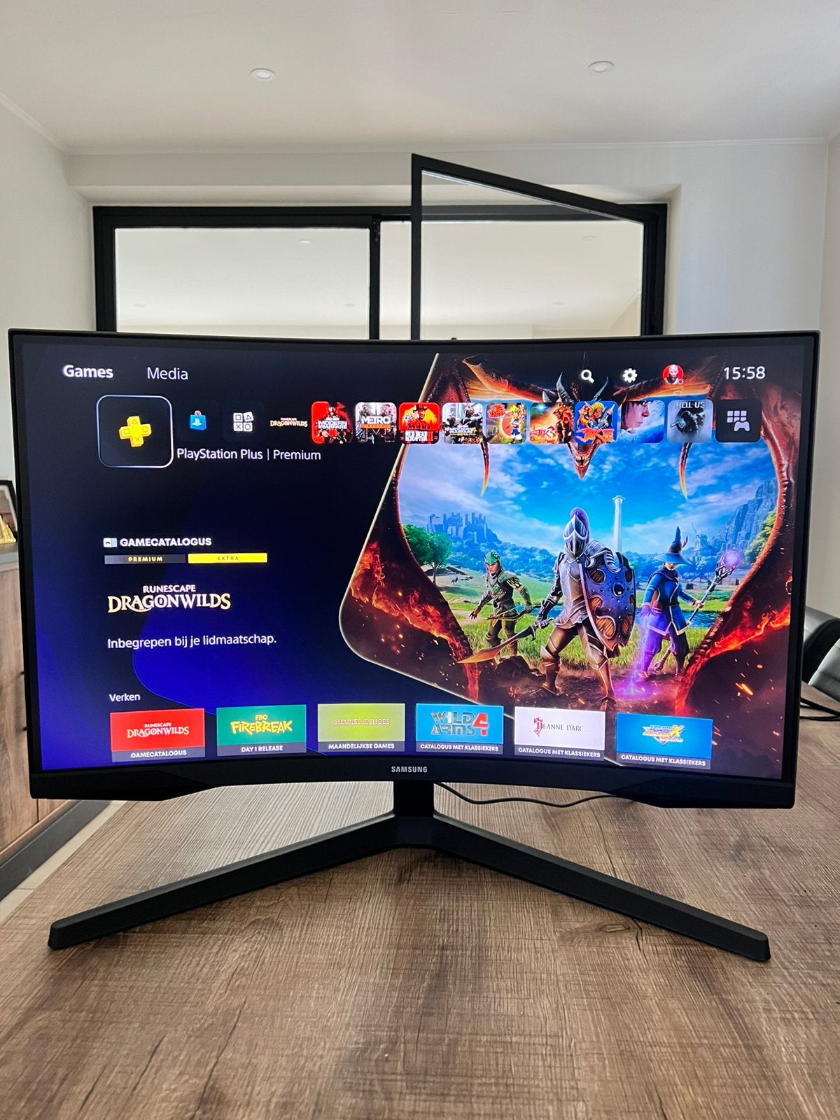 Samsung Odyssey G5 Curved 27inch-144hz-QHD-1440p, VA, Minder dan 1 ms, Zo goed als nieuw, DisplayPort