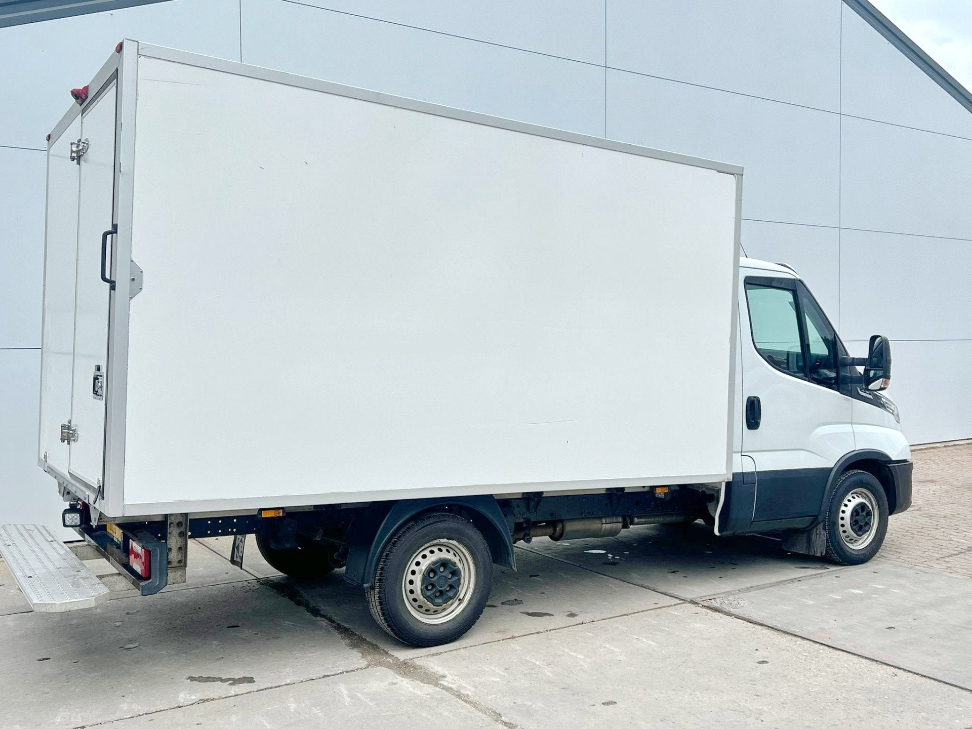 Iveco Daily 35S14 Automaat Carrier Pulsor 400 -20 Vriezen/Ko, Autos, 100 kW, Achat, Entreprise, 136 ch
