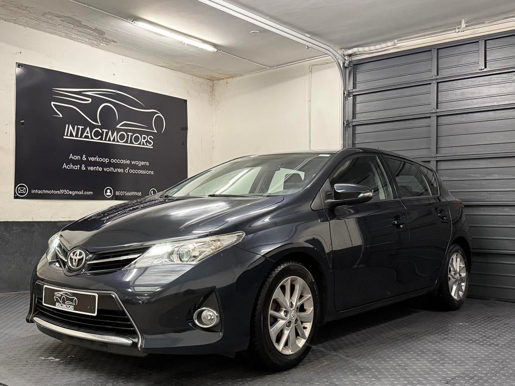 Toyota Auris Icon 1.3 VVT-I 73.000 KM uit 2013, Auto's, Voorwielaandrijving, Zwart, 4 cilinders, 1329 cc