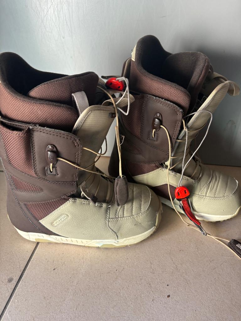 Boots, Enlèvement ou Envoi, Utilisé, Bottes de neige
