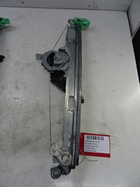 RAAMMECHANIEK LINKS VOOR Renault Grand Scénic II (JM), Gebruikt, Renault, Mevr. I. Hauben, Rue de l'Espoir 34 34
4030  GRIVEGNÉE, BE
