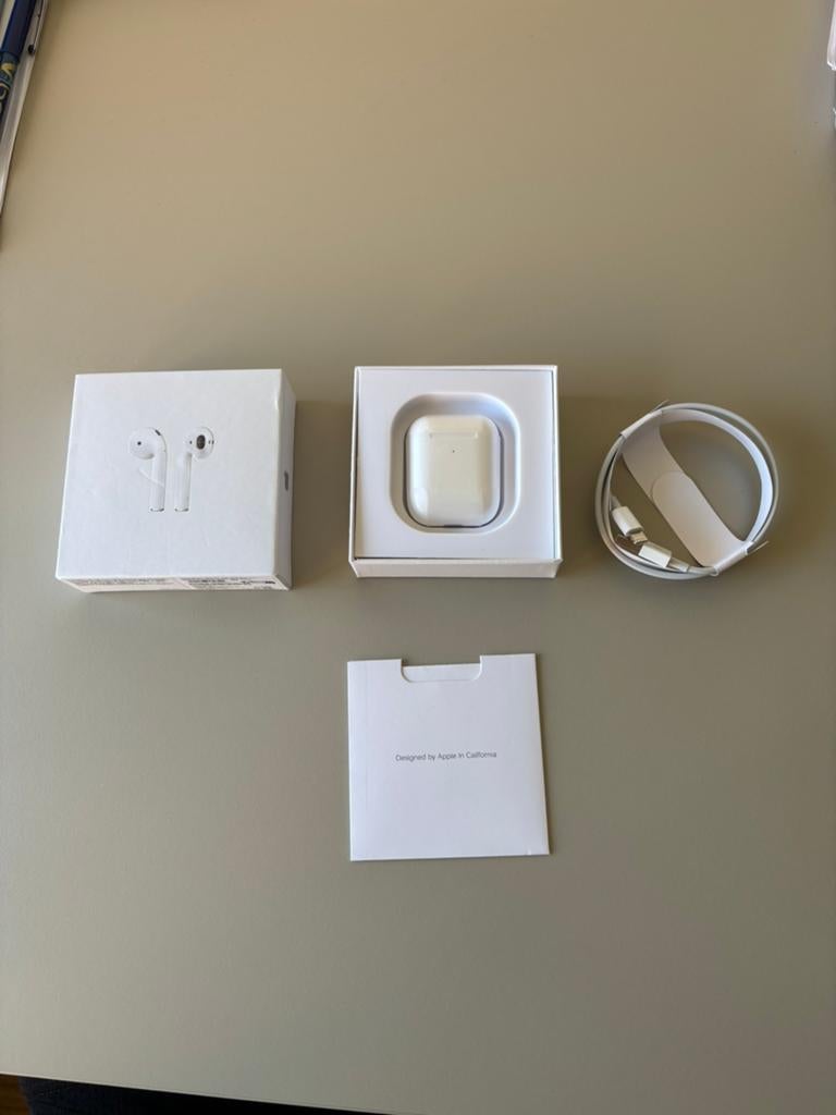 Airpods génération 2, Enlèvement ou Envoi, Comme neuf