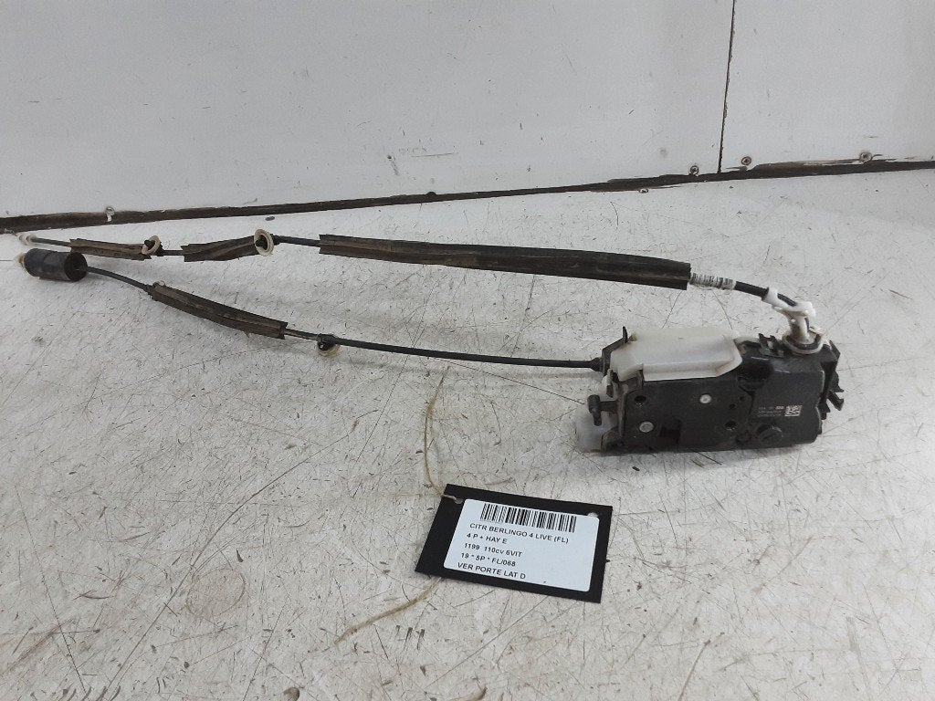 SERRURE DE PORTE RODS ARRIÈRE DROIT Berlingo Multispace, Citroën, Mevr. I. Hauben, Utilisé, Rue de l'Espoir 34 34
4030  GRIVEGNÉE, BE