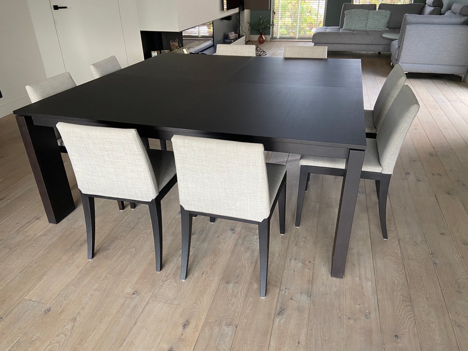 Porada eetkamertafel + 8 stoelen, Huis en Inrichting, Ophalen, 150 tot 200 cm, Zo goed als nieuw, Vijf personen of meer