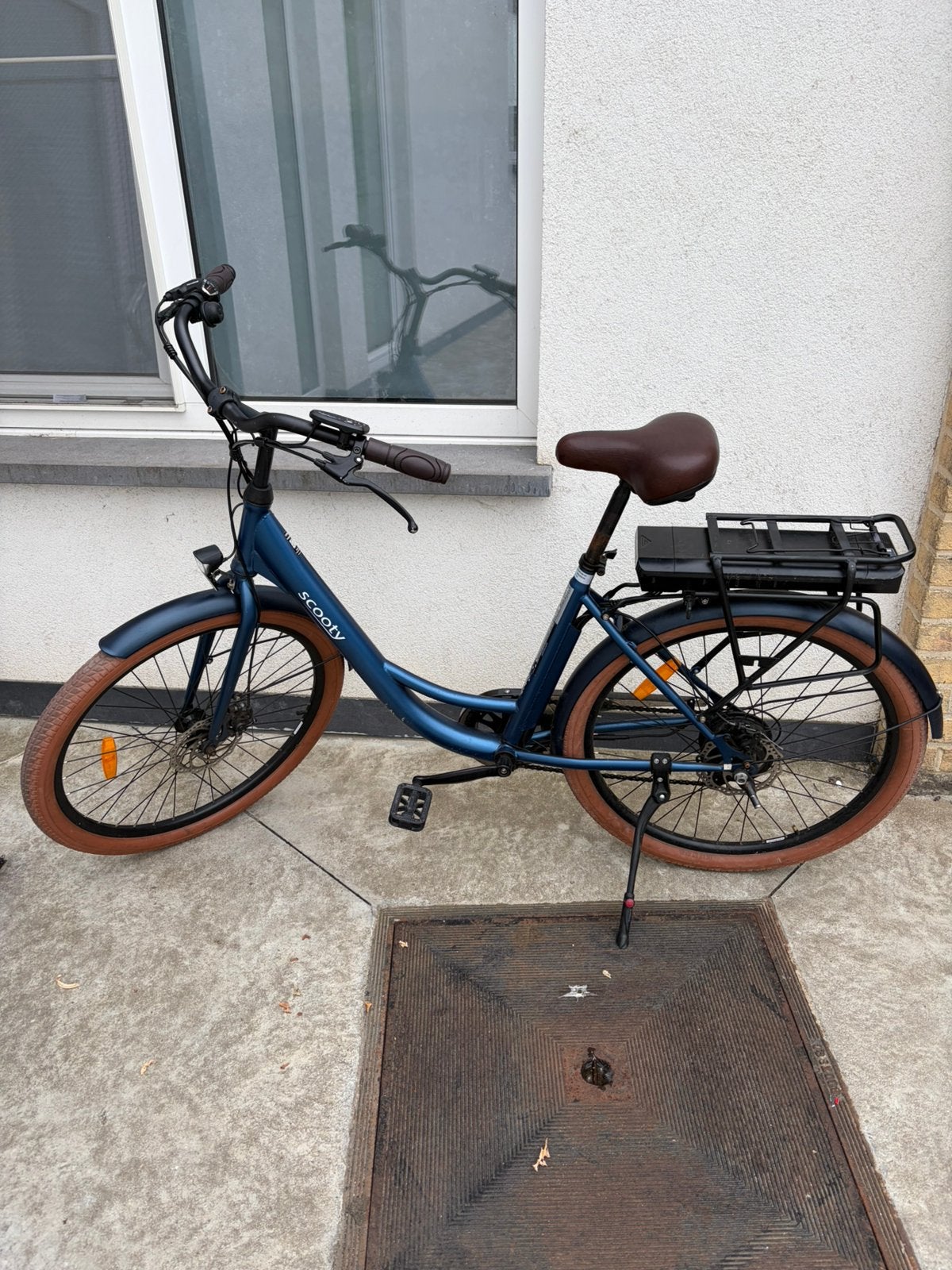 Scooty elektrische fiets, Fietsen en Brommers, Ophalen of Verzenden, Zo goed als nieuw