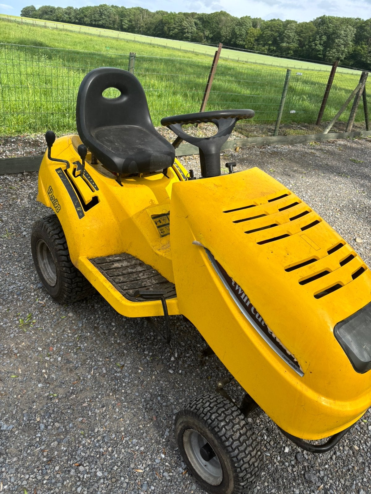 Tracteur pour pièces ou à réparer, Jardin & Terrasse, Tondeuses autoportées, Enlèvement, Utilisé