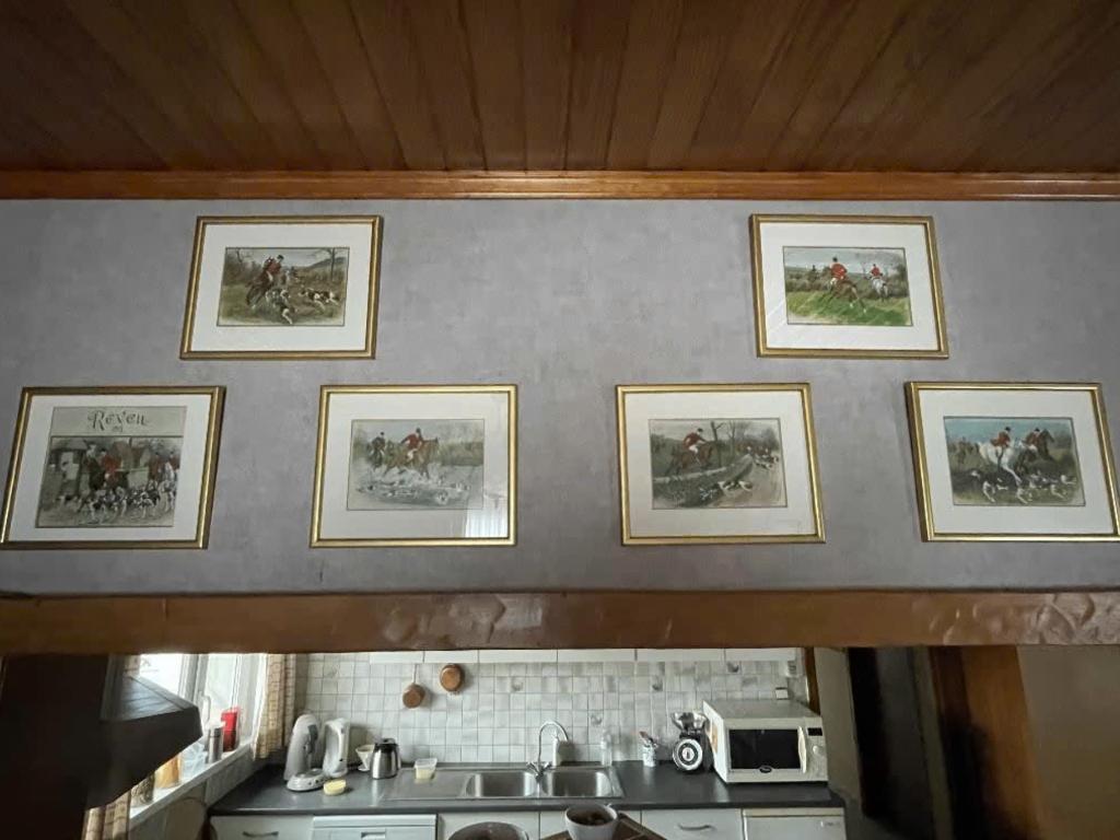 6 kaders paardenjacht, Huis en Inrichting, Woonaccessoires | Schilderijen, Tekeningen en Foto's, Ophalen, Minder dan 50 cm, Zo goed als nieuw