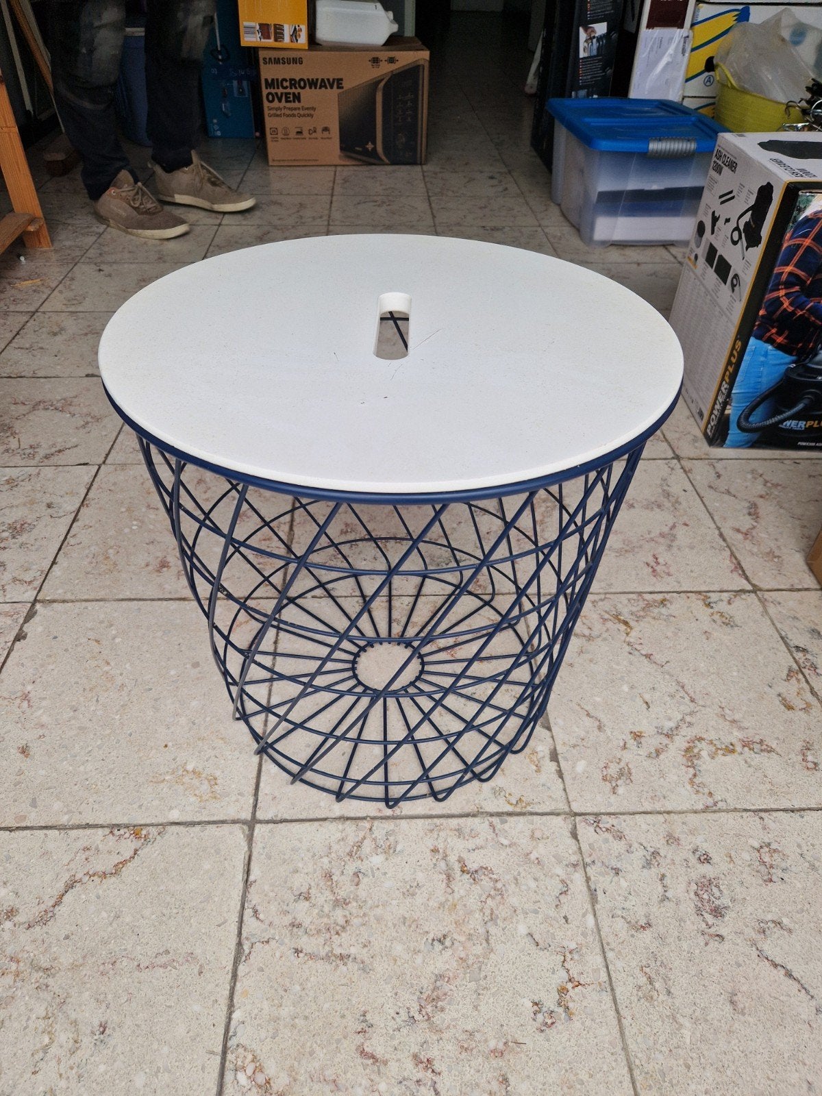 IKEA KVISTBRO opbergtafel, Ophalen