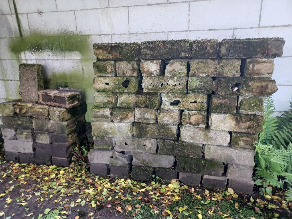 Betonblokken (gratis), Doe-het-zelf en Bouw, Metselstenen, Ophalen, Gebruikt, Beton