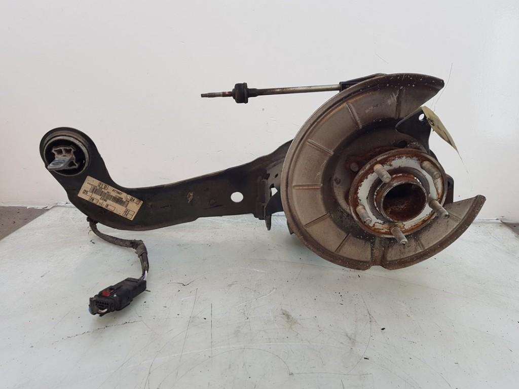 DRAAGARM LINKS ACHTER Ford Focus 4 Wagon (|2266482|), Auto-onderdelen, Ophanging en Onderstel, Ford, Gebruikt