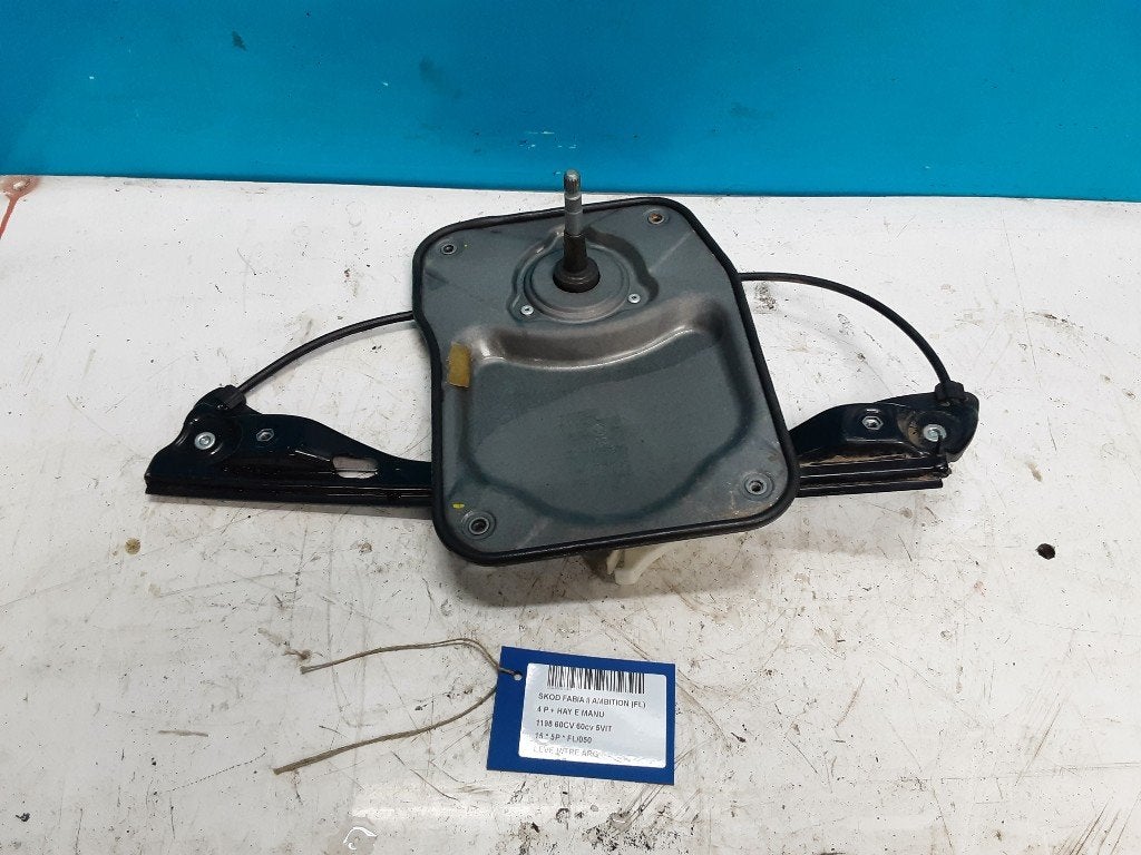 MECANISME VITRE ARRIÈRE GAUCHE Skoda Fabia II Combi, Mevr. I. Hauben, Utilisé, Skoda, Rue de l'Espoir 34 34
4030  GRIVEGNÉE, BE