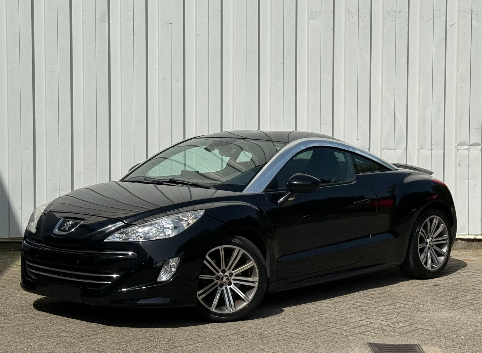 - Peugeot RCZ - 1.6 Essence - 144 000 km - BJ 2012 - Navi -, Cuir, Euro 5, Achat, Entreprise