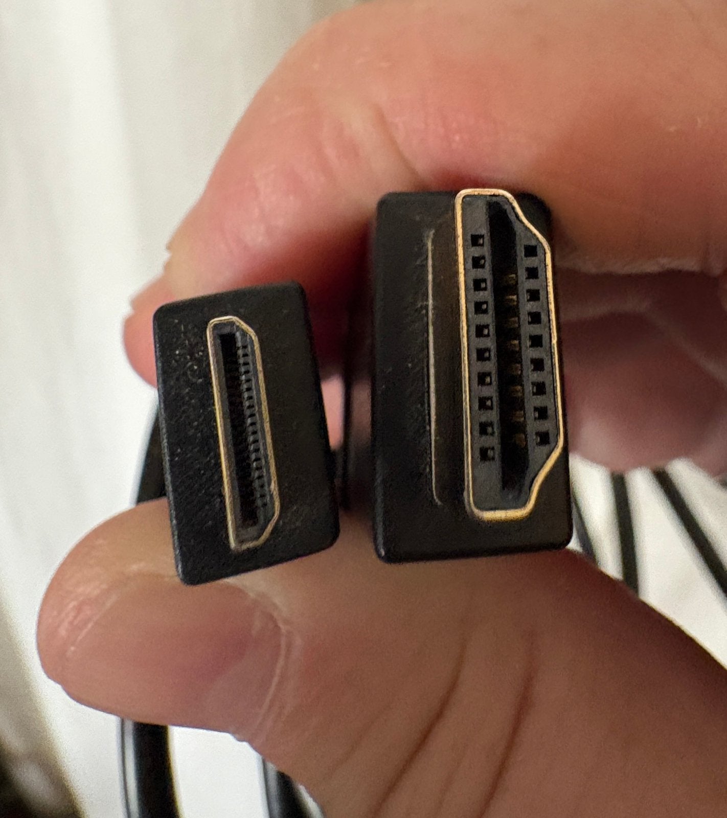 Câble Fnac Mini HDMI vers HDMI - 2,10m (État Neuf), Audio, Tv en Foto, Audiokabels en Televisiekabels, Ophalen, Zo goed als nieuw
