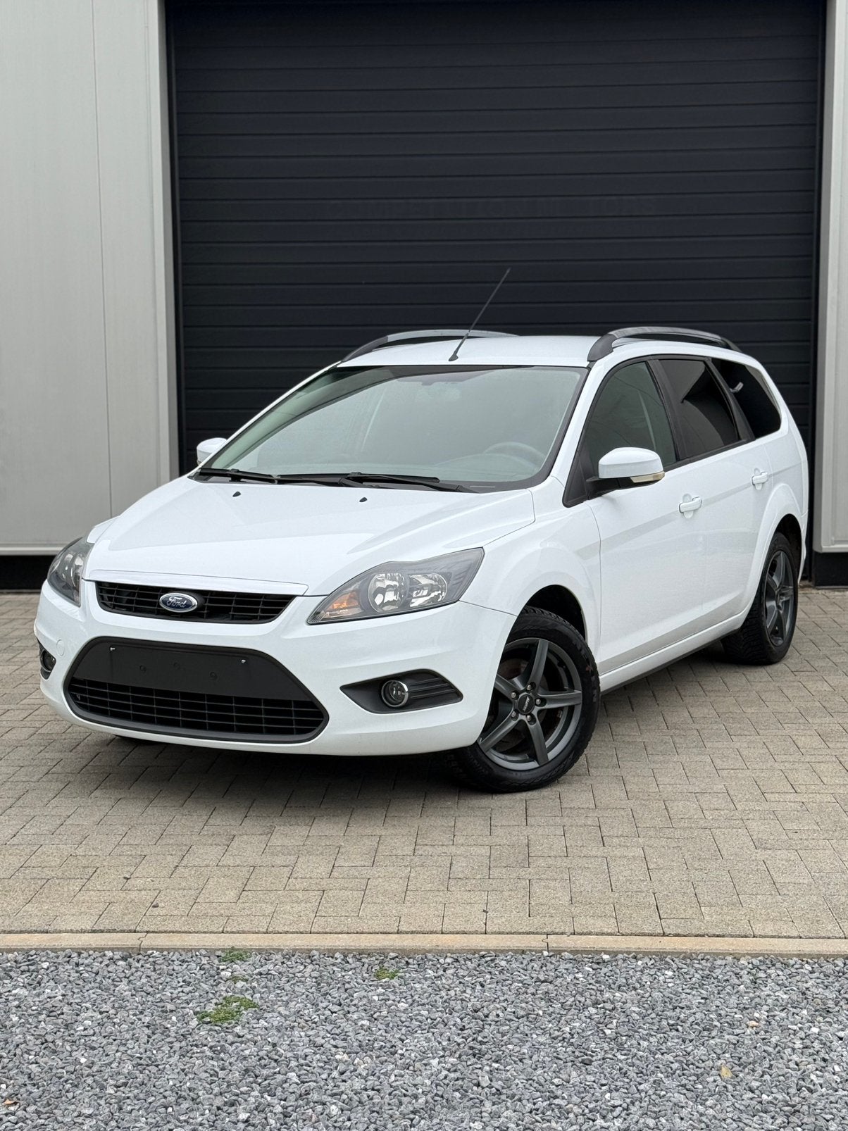 Ford Focus Break 1.8 Essence  Apple CarPlay, Focus, Achat, Entreprise, Boîte manuelle