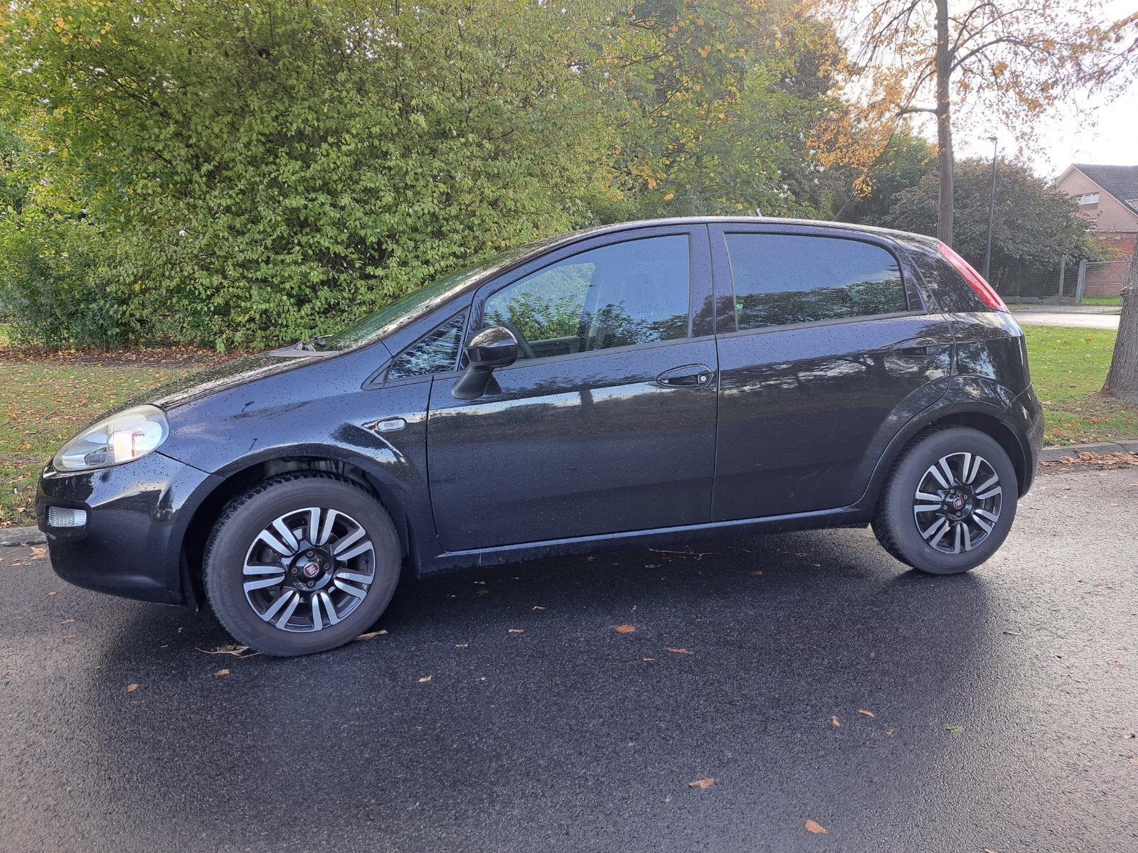 Fiat Punto 1.2 Essence. À partir de 2015. 6 milliards d'euro, Autos, Achat, Euro 6, Boîte manuelle, Entretenue par le concessionnaire