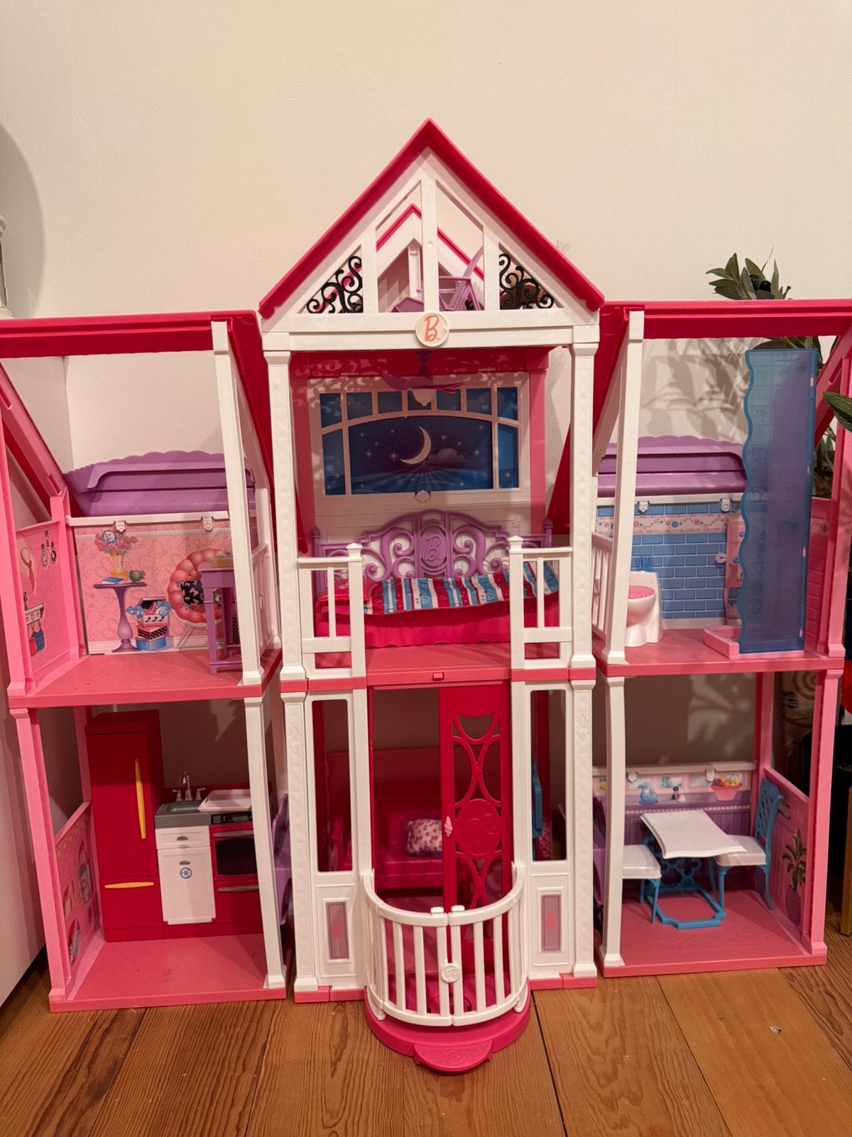Malibu dreamhouse barbie 2011 w3141, Ophalen, Zo goed als nieuw